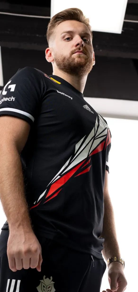 T1 正式宣布 GBM 将以主播身份回归 T1